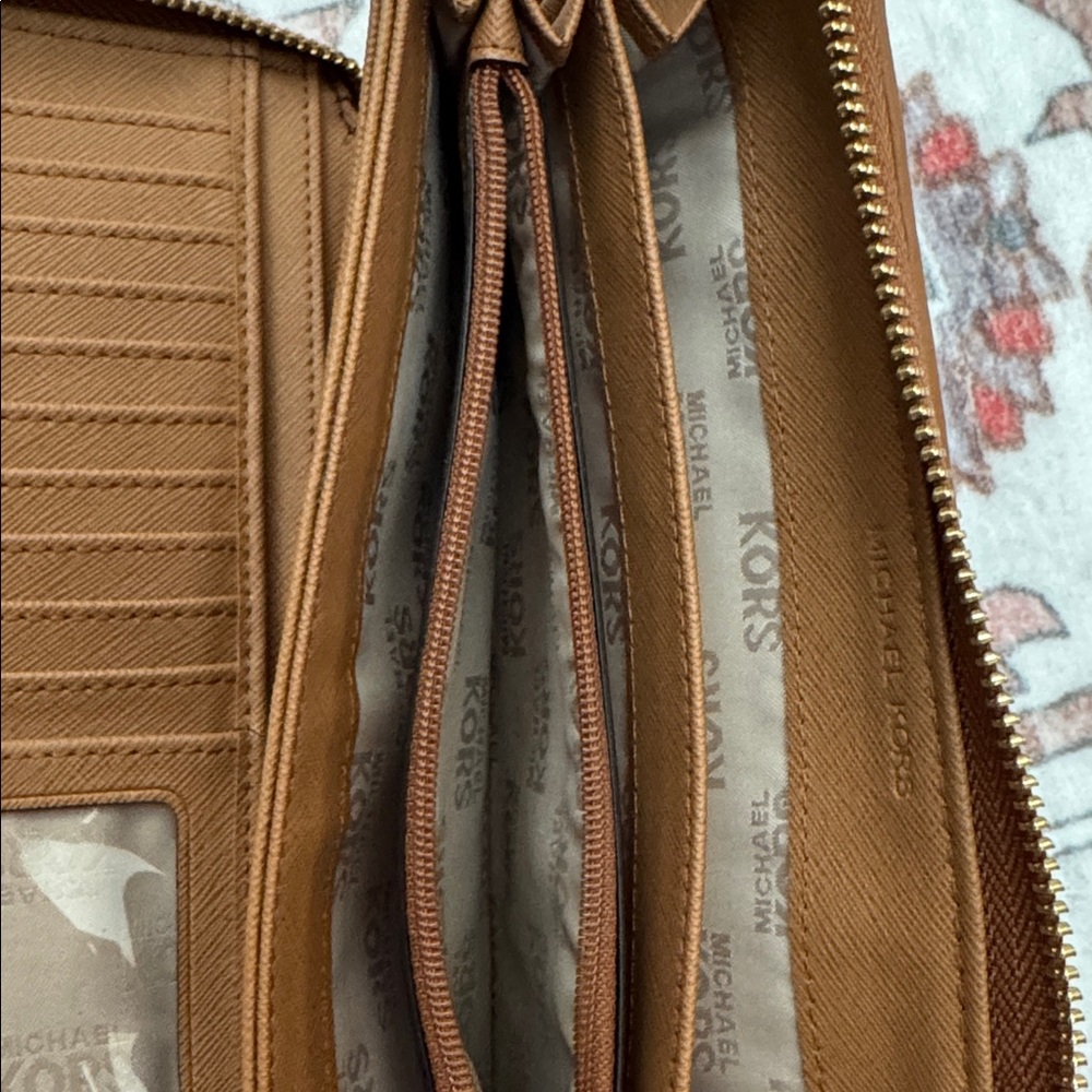 Michael Kors Blue and Tan Logo Wallet - Picture 13 of 14
